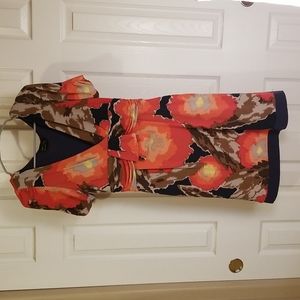 Max & Cleo V-Neck Dress - M